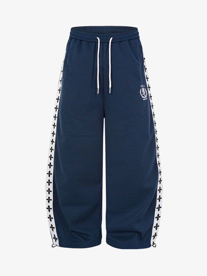 Crest Stripe Curved-Leg Sweatpants; Blue / M, Blue / L, Blue / XL, Blue / 2XL