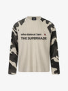 T-shirt à manches longues gaufrées à empiècements camouflage