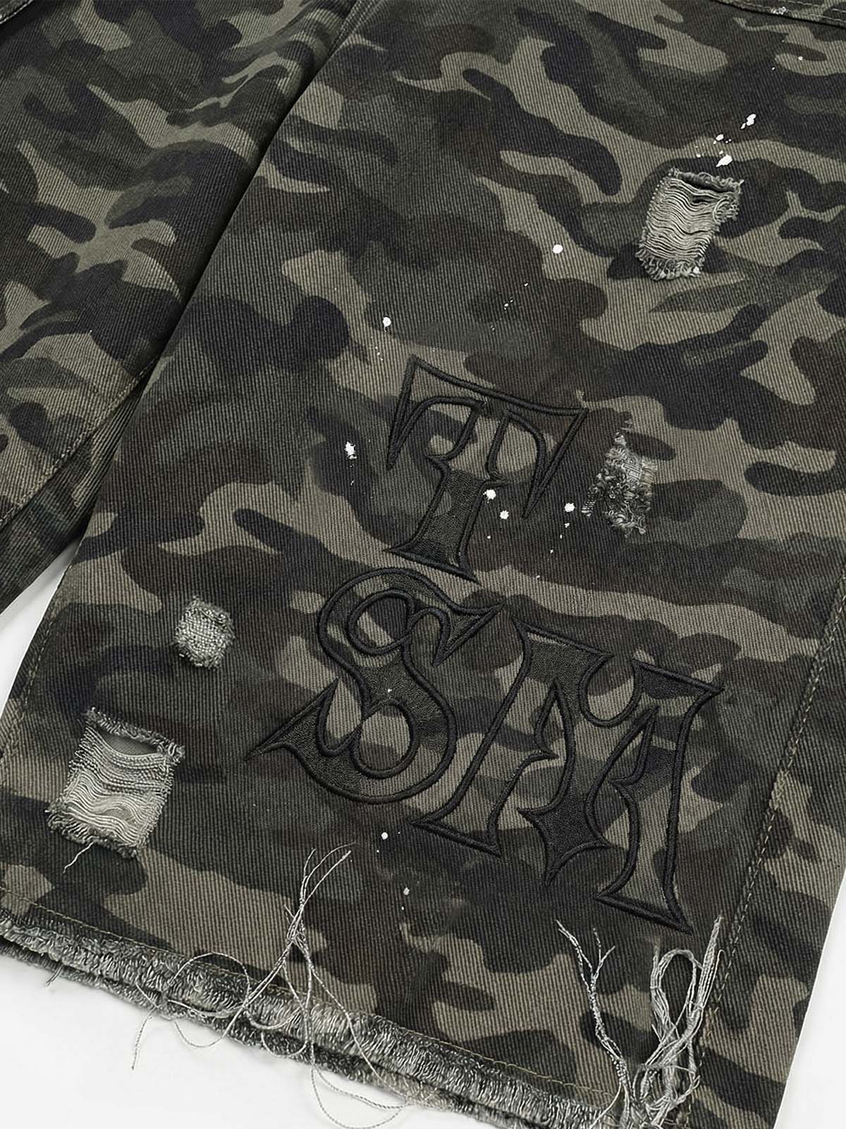 Distressed Camo Multi-Pocket Straight-Leg Jorts - 2611 