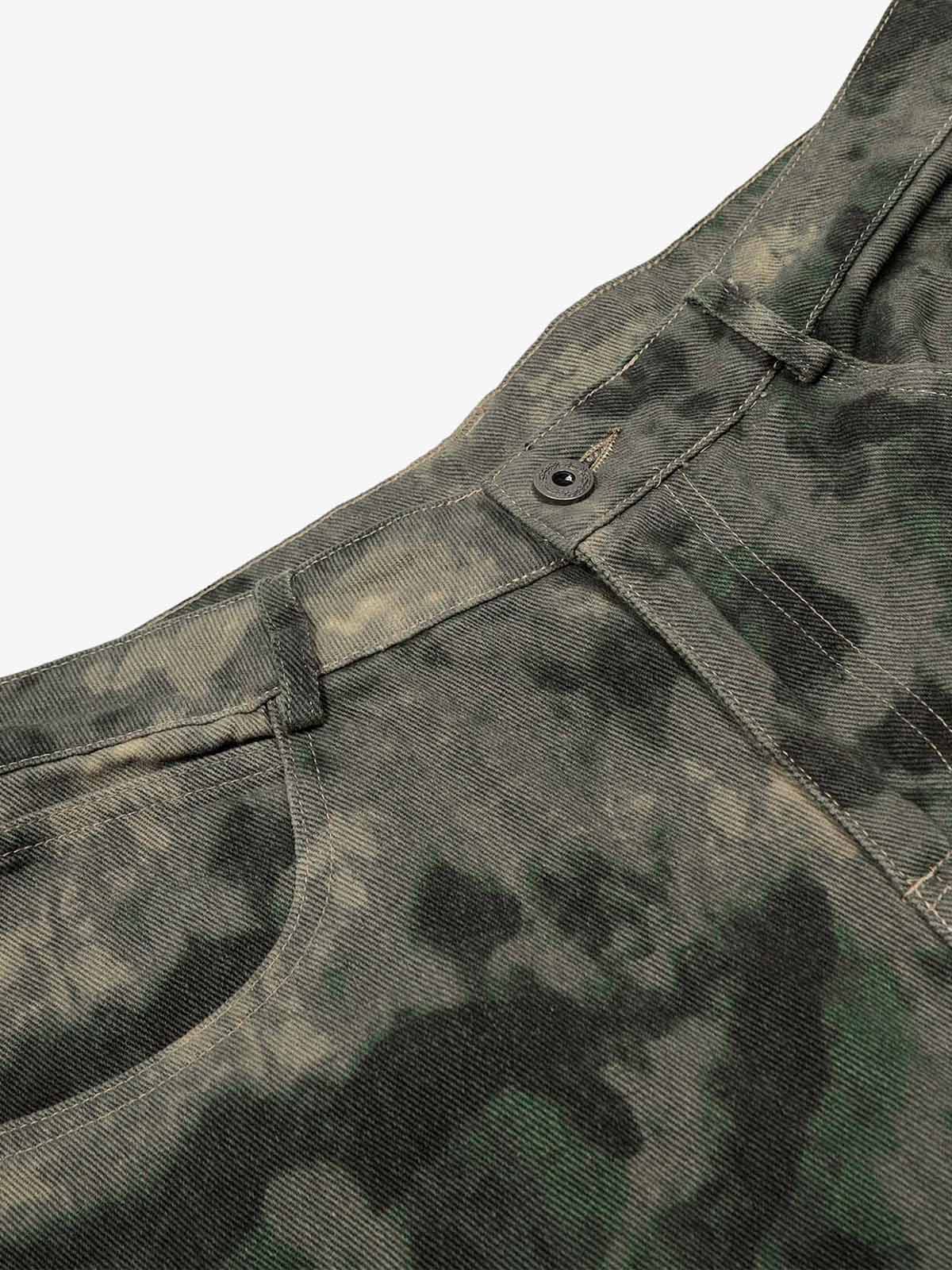 Camo-Print Baggy Cargo Jorts 