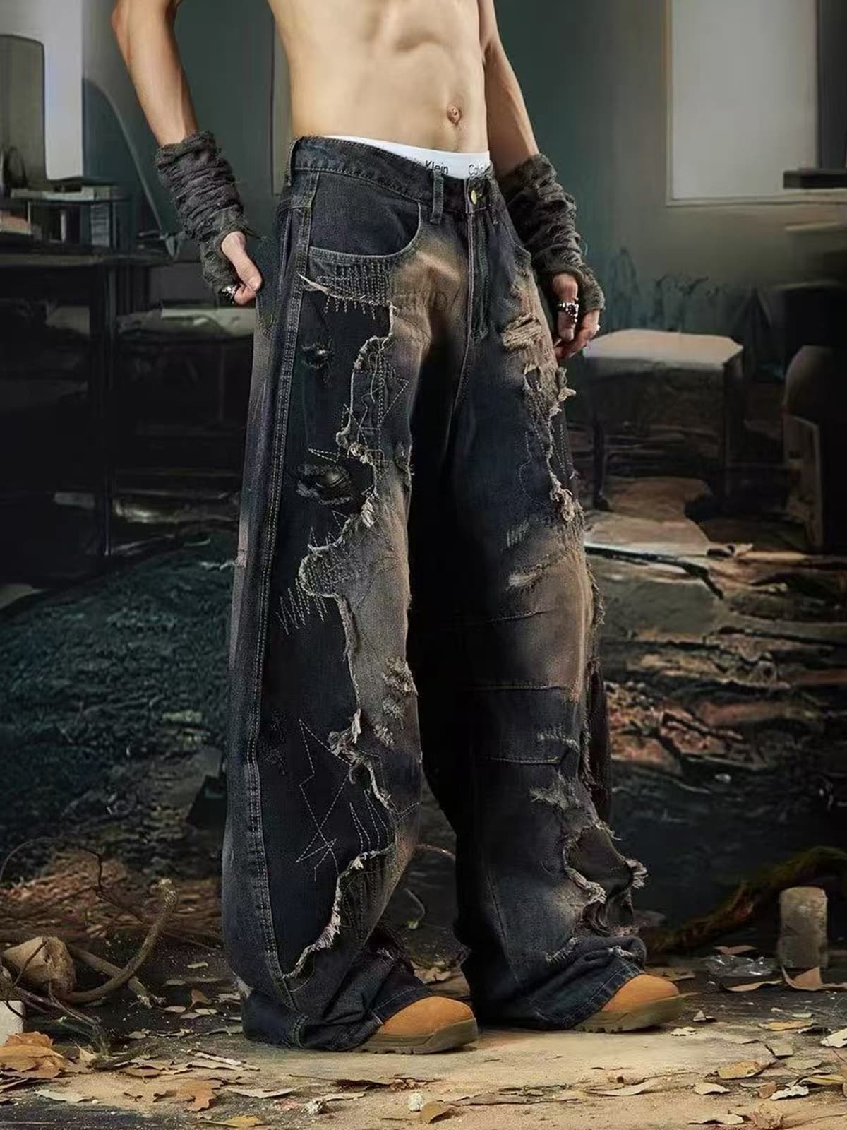 Vintage Washed Patchwork Distressed Barrel Jeans 