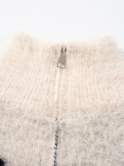 Cozy Pink Patterned Sweater for Women - Perfect for Casual and Festive Occasions 