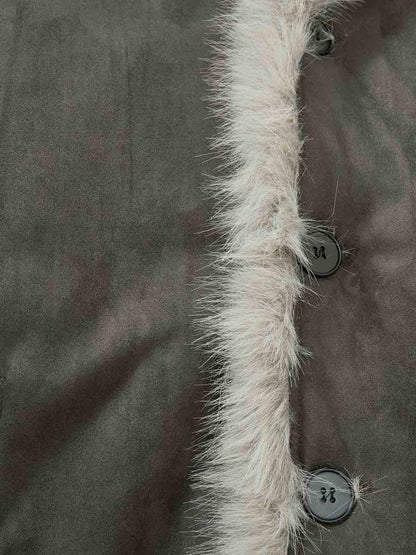Stylish Faux Fur Trimmed Jacket for Winter Warmth and Fashion 