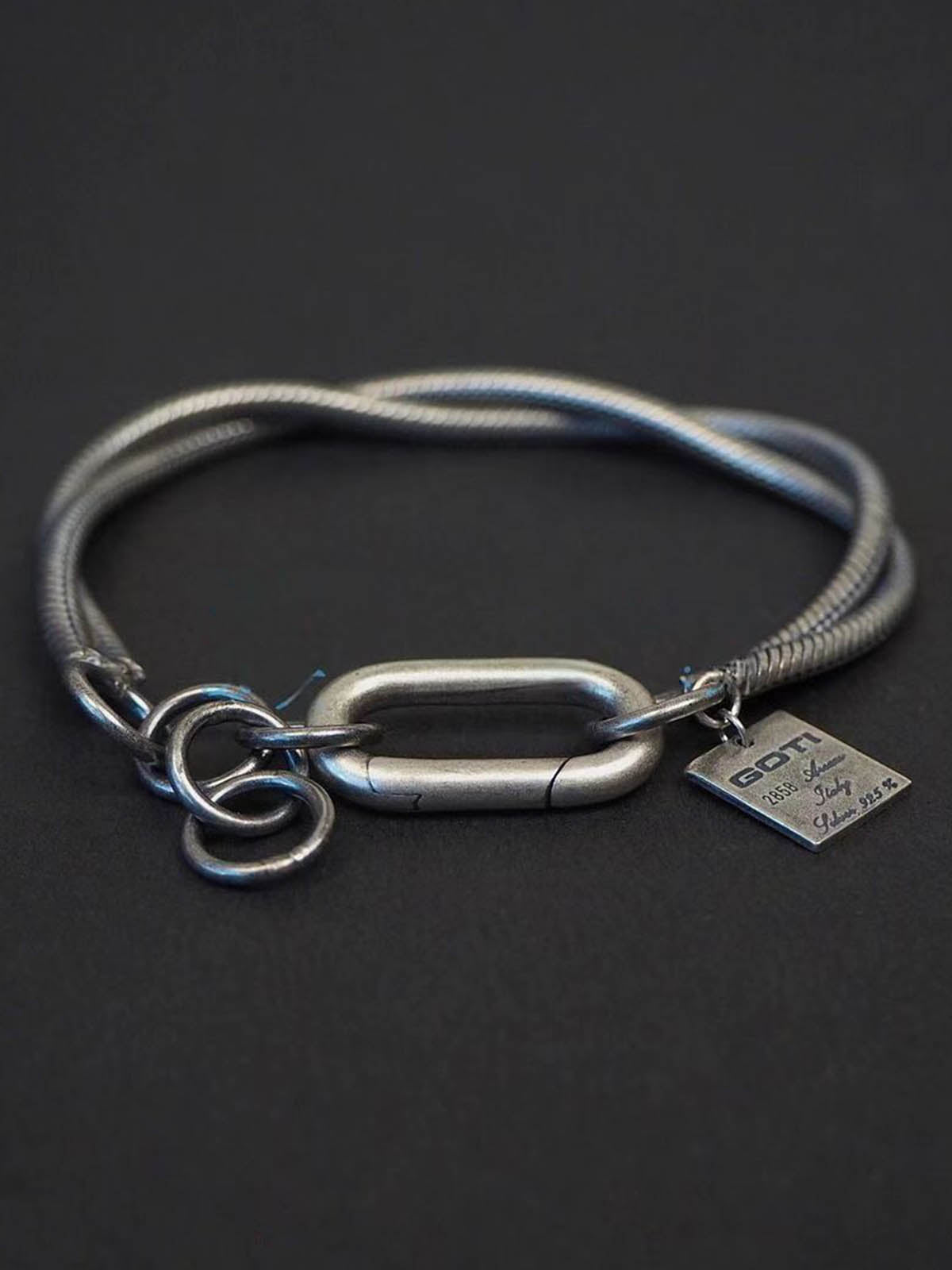 Heavy-Duty Distressed Snake Chain Bracelet 