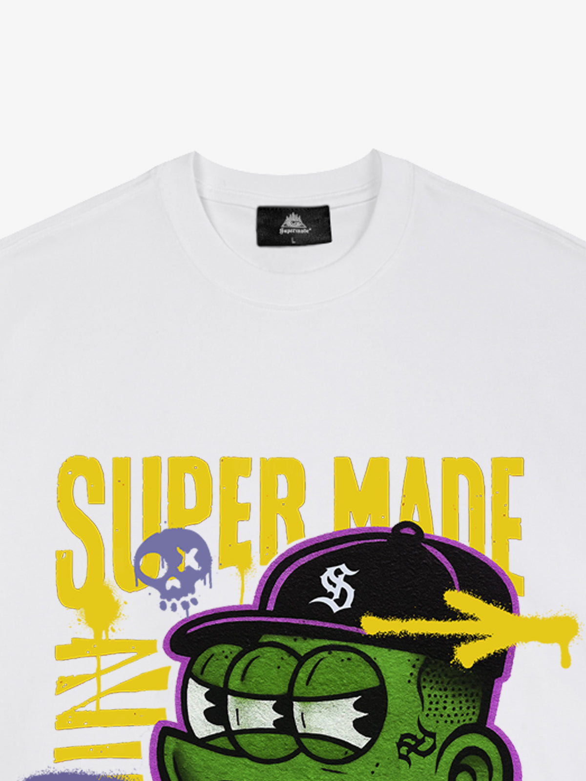 Graphic T-Shirt with Bold Monster Design for Streetwear Enthusiasts 