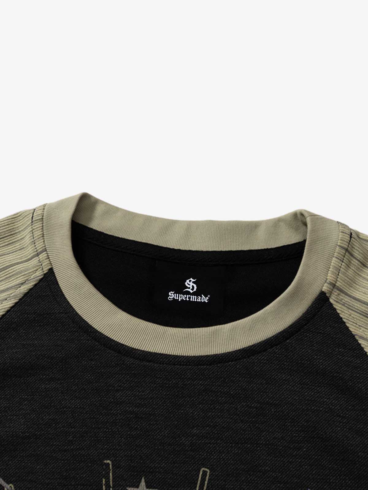 Raglan-T-Shirt mit gotischem Burgmotiv
