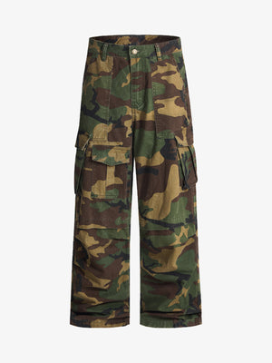 Camouflage Cargo Pants with Wide Leg Design for Versatile Wear 