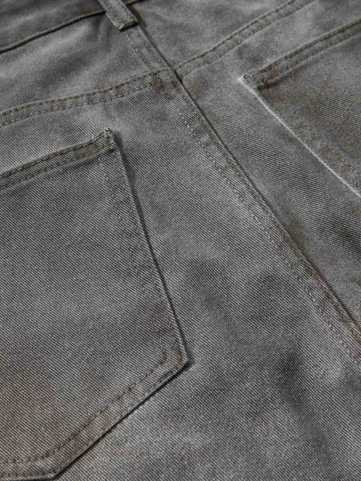 Washed Pleated Wide-Leg Jeans 