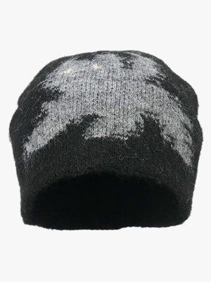 Stylish Knit Beanie with Unique Leaf Design for Winter and Fall 