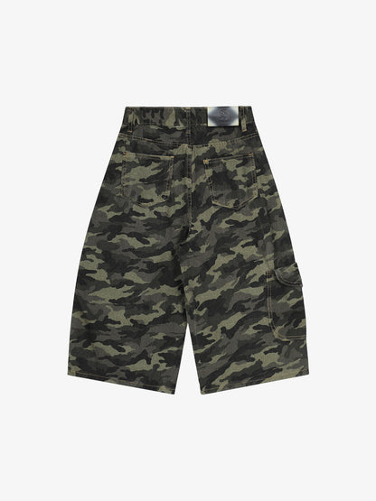 Camo Charm Detail Baggy Jorts