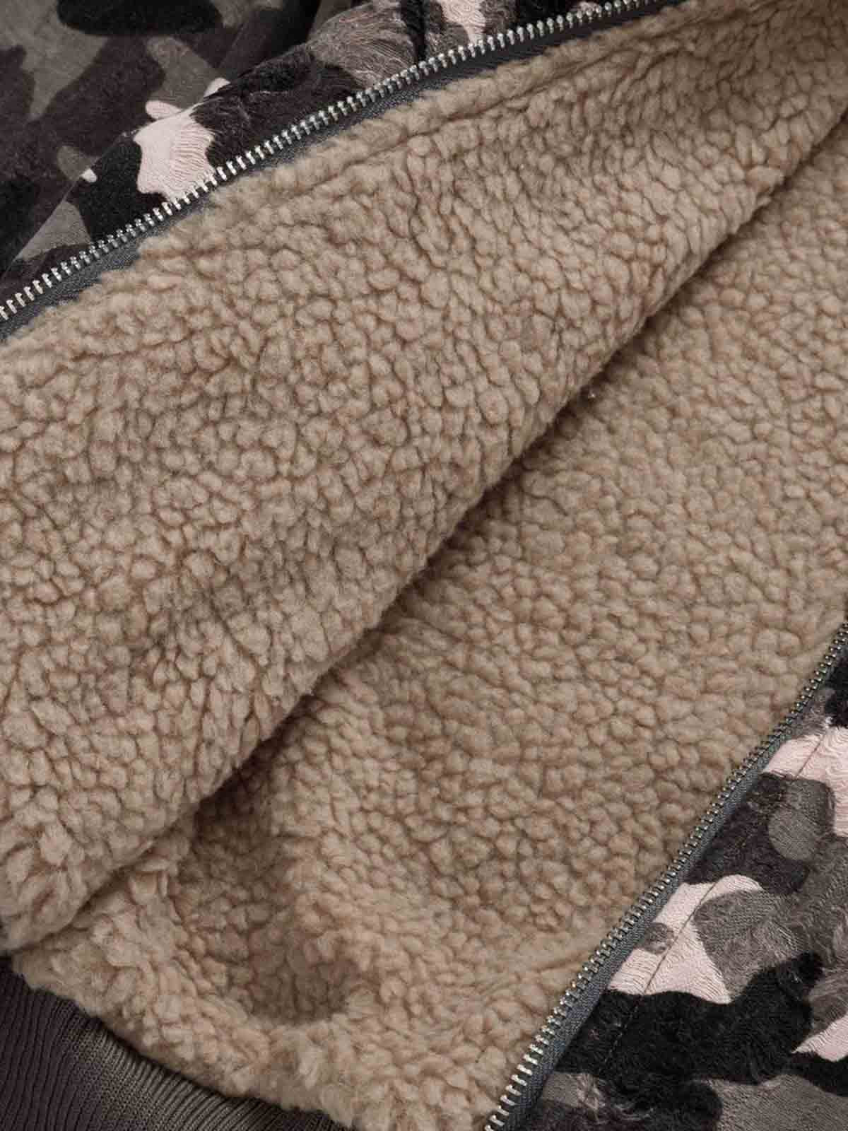 Camouflage Pattern Hoodie for Casual and Outdoor Use 