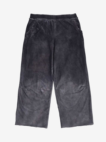 Distressed Wing Stud Baggy Sweatpants