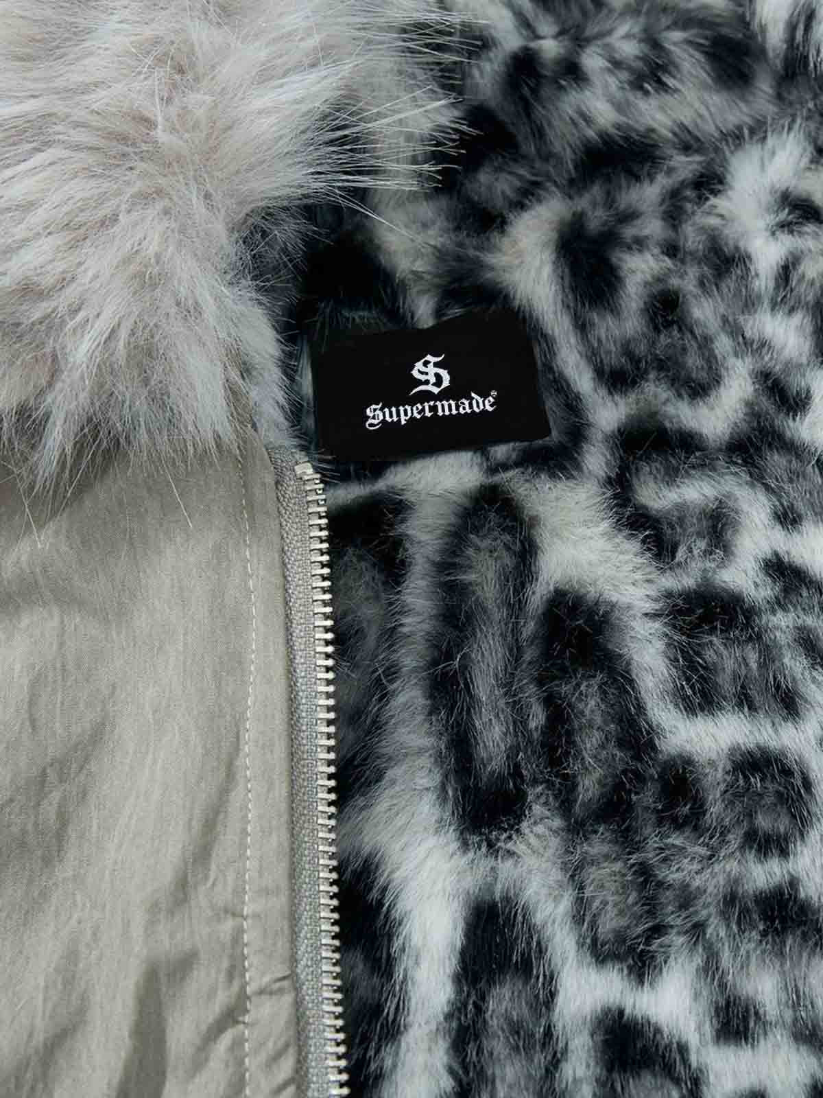 Camouflage Pattern Hoodie for All-Season Comfort and Style 