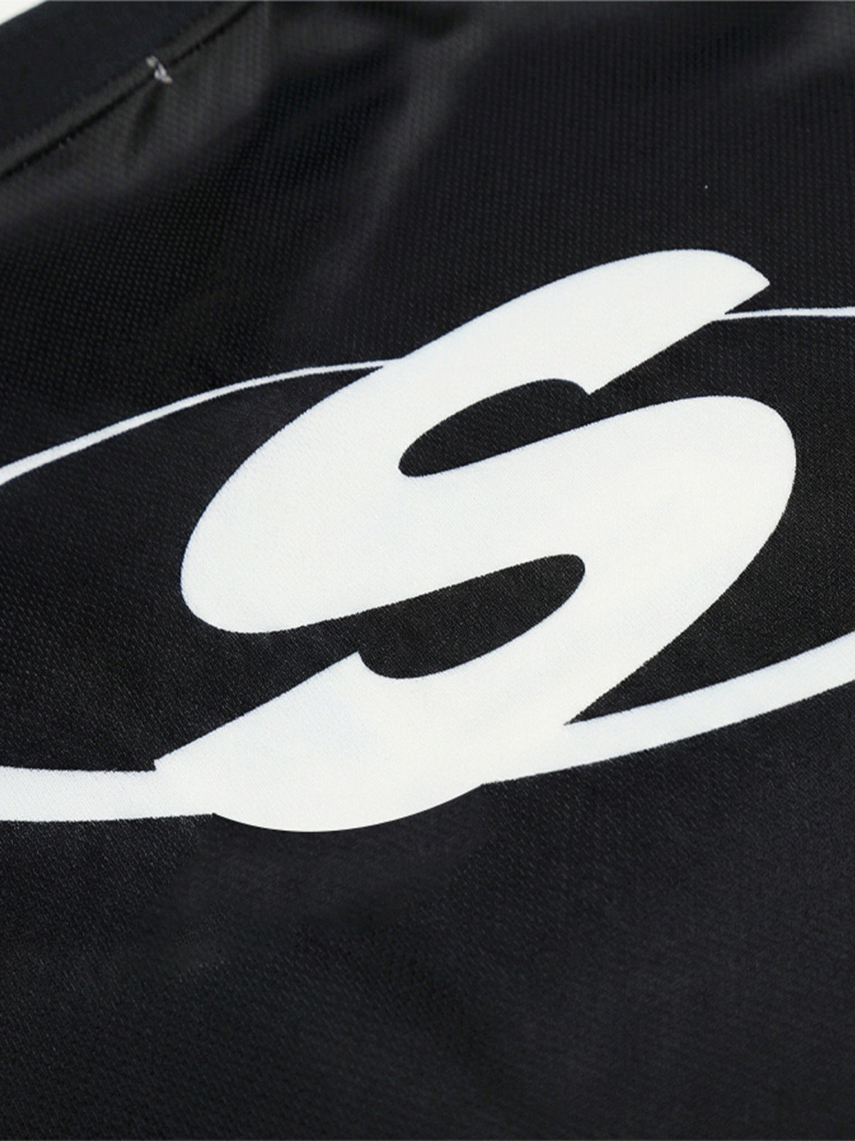 Polyester Desert Print V-Neck T-Shirt with Supermade Logo and Cactus Design 