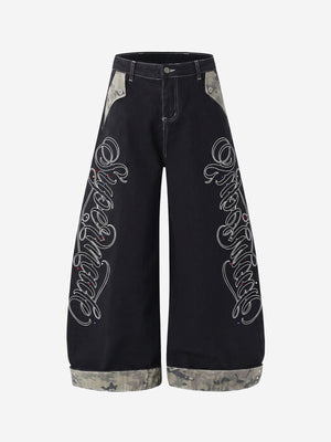 Jeans mit Camouflage-Patchwork, Strassstickerei und geradem Bein