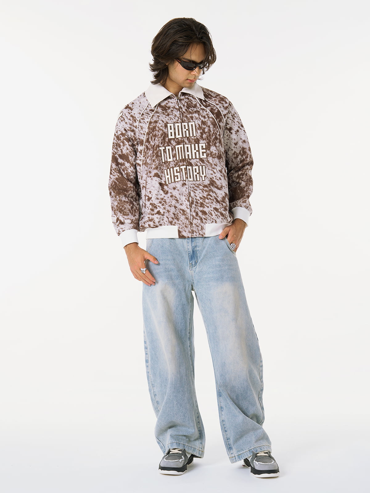 “Born to Make History” Slogan Embroidered Snow Leopard Fleece Jacket 