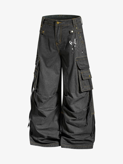 Retro punk style multi-pocket wide-leg cargo pants with rivet pleats and logo print design. 
