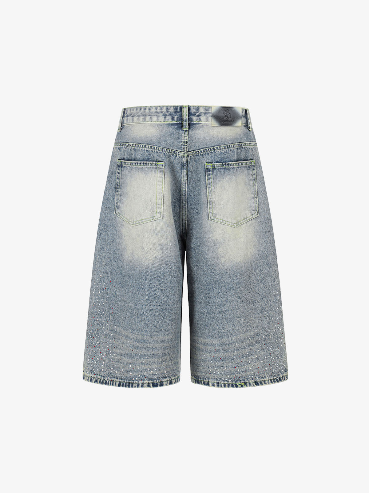 Strassbesetzte Bermuda-Shorts aus Denim im Used-Look