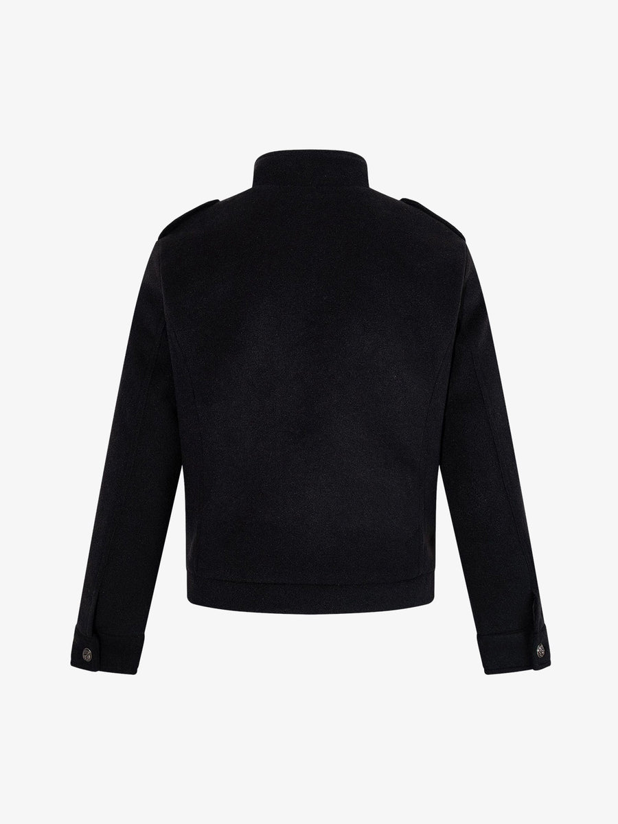 Strukturelle Jacke mit Metallschnalle