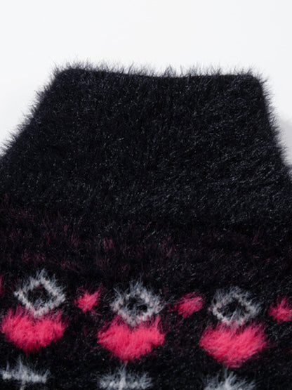 Cozy Pink Patterned Sweater for Women - Perfect for Casual and Festive Occasions 