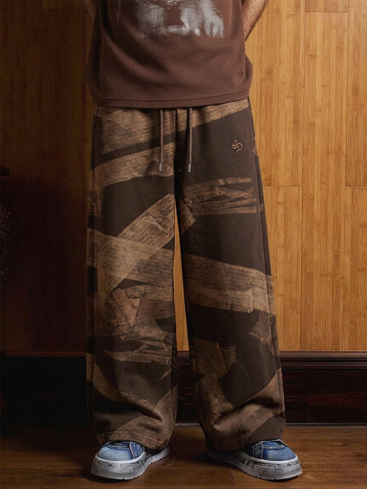 Vintage Distressed Sticker Print Wide-Leg Sweatpants