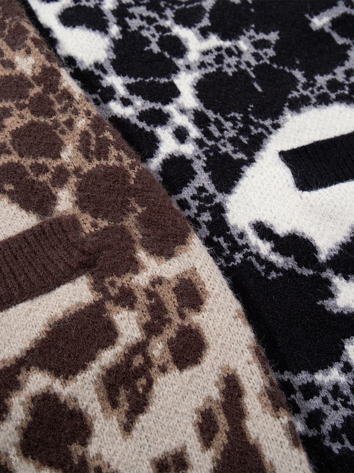 Skull Pattern Knit Sweater for Casual and Fashionable Looks 