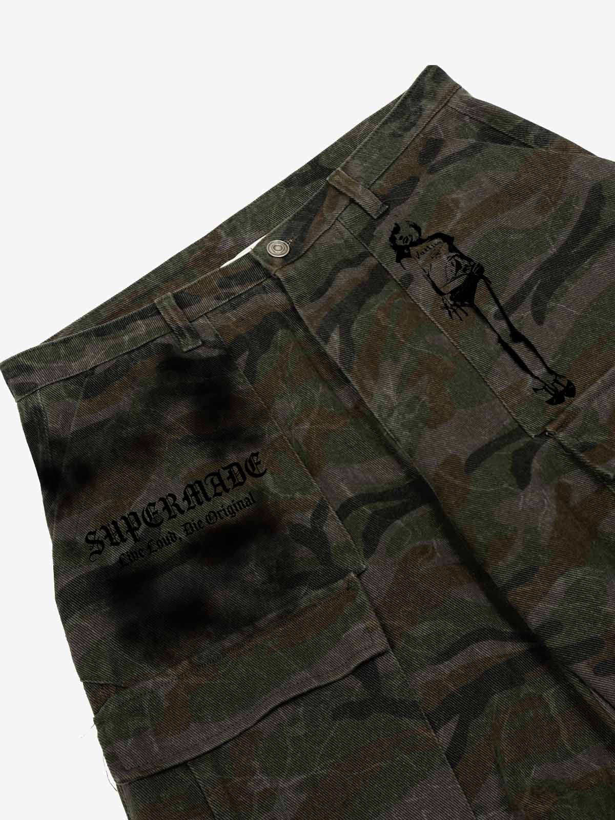 Faded Camo Graphic Wide-Leg Cargo Pants 