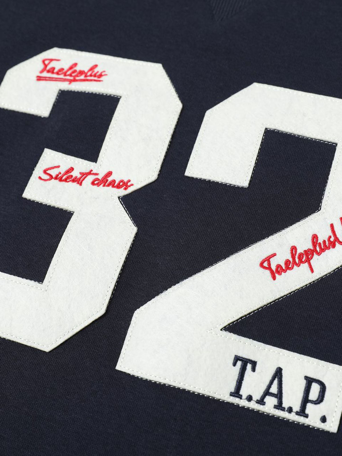 Retro Patch Embroidery Sweatershirt 