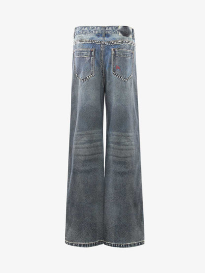 Denim-Jeans im Vintage-Stil mit 3D-Applikation