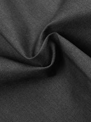 Taillierte Shorts mit mehreren Knöpfen und diagonaler Knopfleiste
