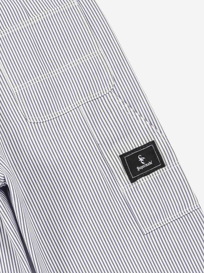 Pantaloncini a gamba larga a righe sottili con pieghe
