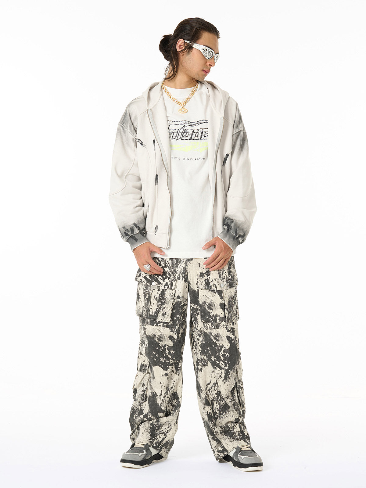 Embroidered Denim Jacket with Trendy Floral Design for Men 