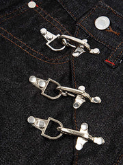 Jeans curvi con fibbia da aereo