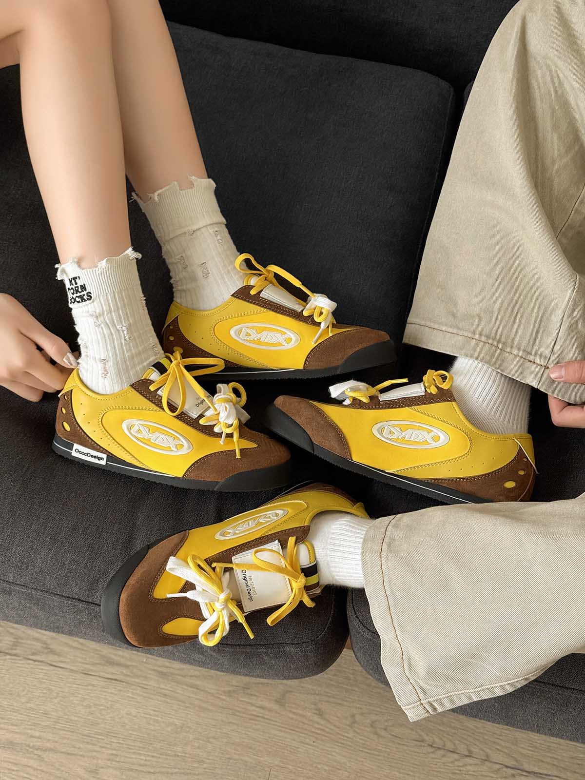 U9829 Stylish and Versatile Numbered Accessory for Modern Fashion Enthusiasts 