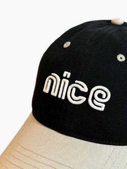 Casquette de baseball à lettres colorées