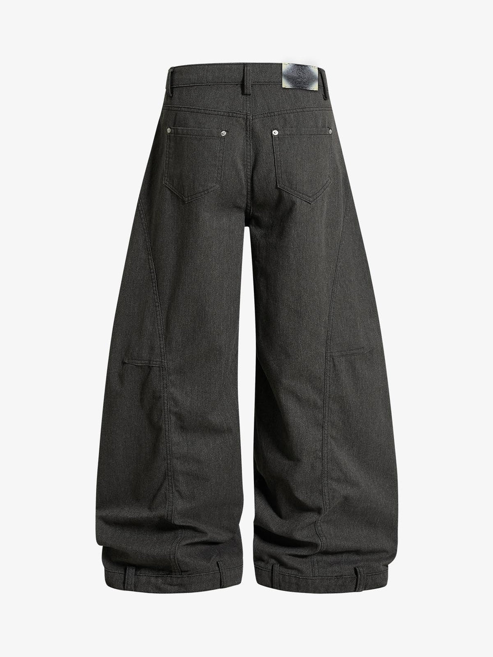 Pantaloni multivita destrutturati