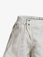 Jeansshorts mit schmutziger Waschung