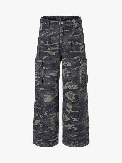 Camouflage Cargo Pants with Wide Leg Design for Versatile Wear 