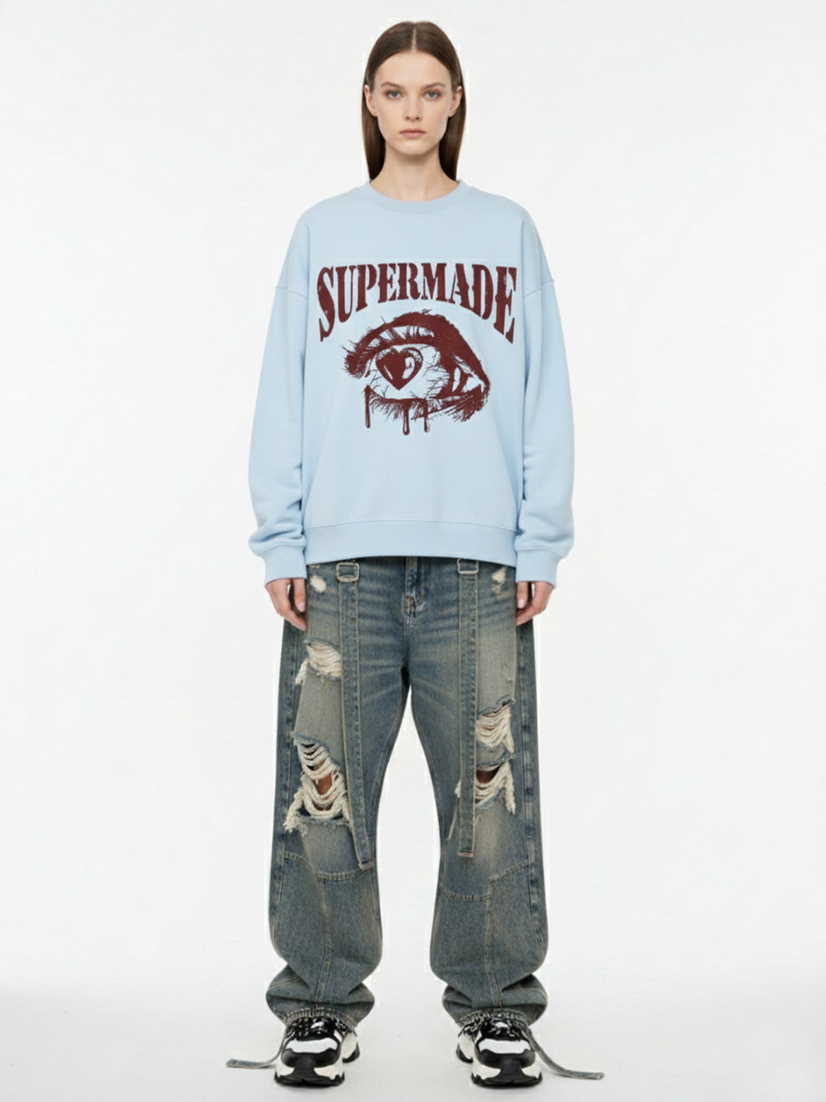 Eye-catching Graphic Crewneck Sweatshirt for Casual Wear 