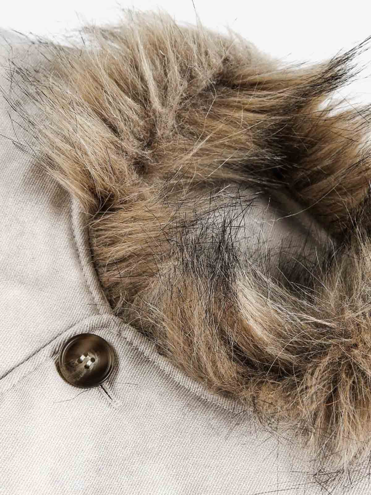 Winter Essential Faux Fur Trimmed Puffer Jacket with Arrow Buckle Design 