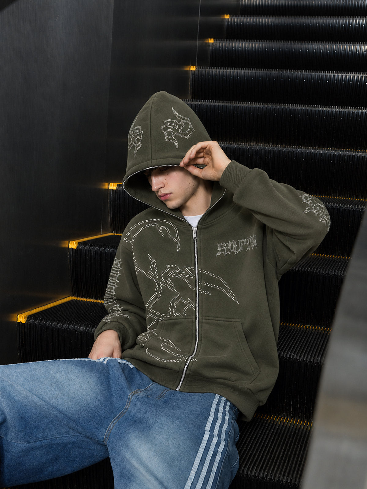 Rhinestone Scorpion Graphic Zip Hoodie