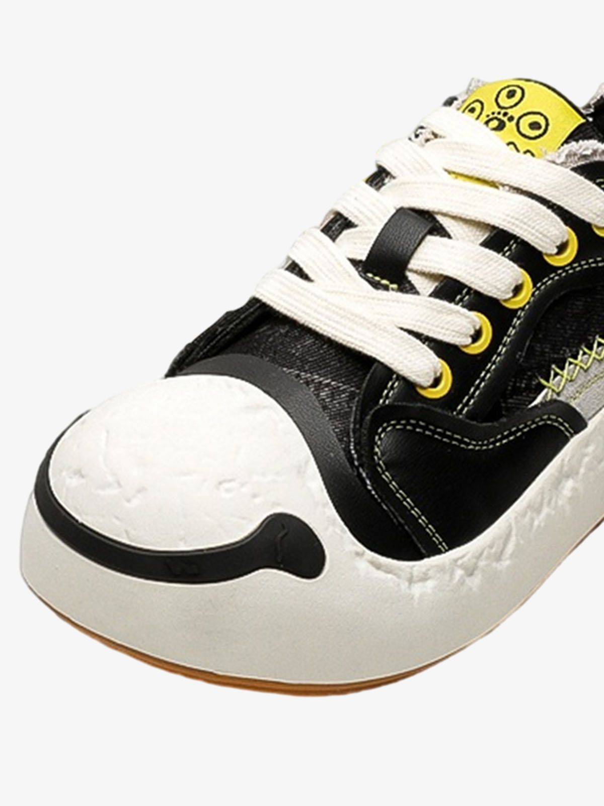 Fun Big Toe Leather Spliced Sneakers 