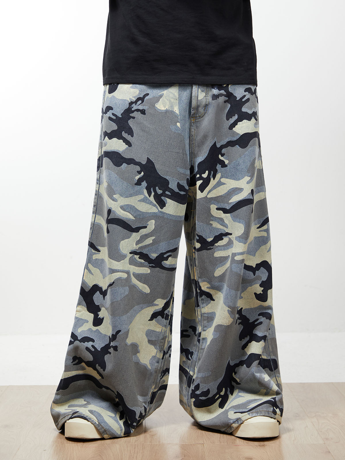 Street Retro Camouflage Baggy Jeans - 2395 