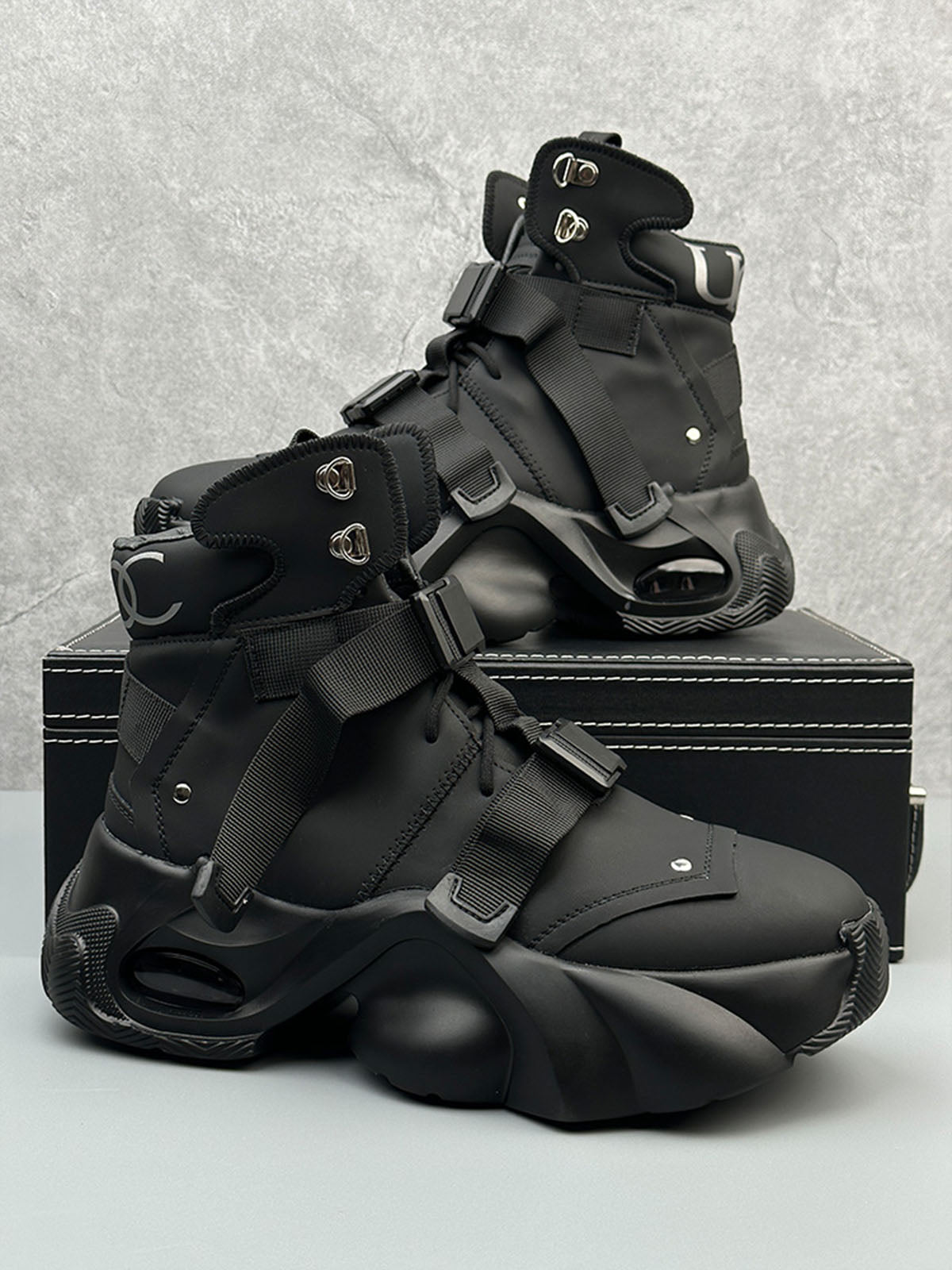 Dual-Strap Stealth Runner Boots 