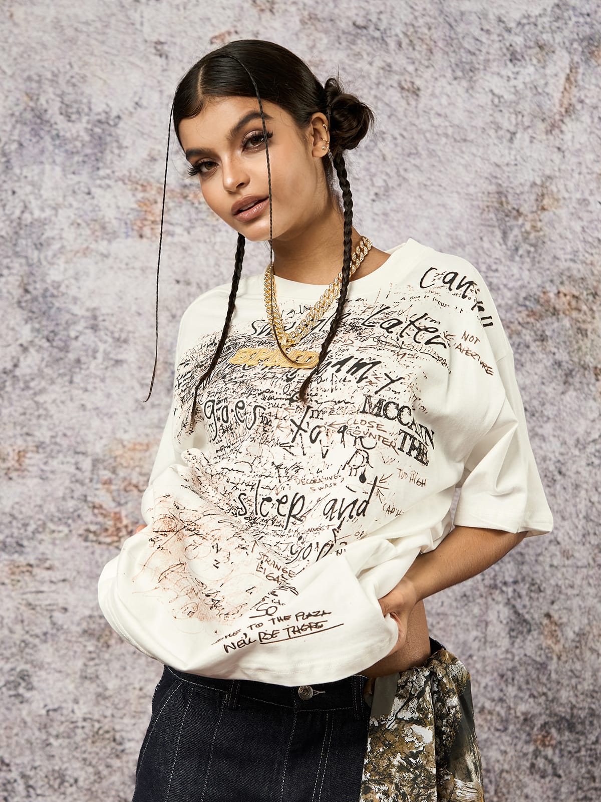 Graffiti Letter Print Oversized T-Shirt - 2417 