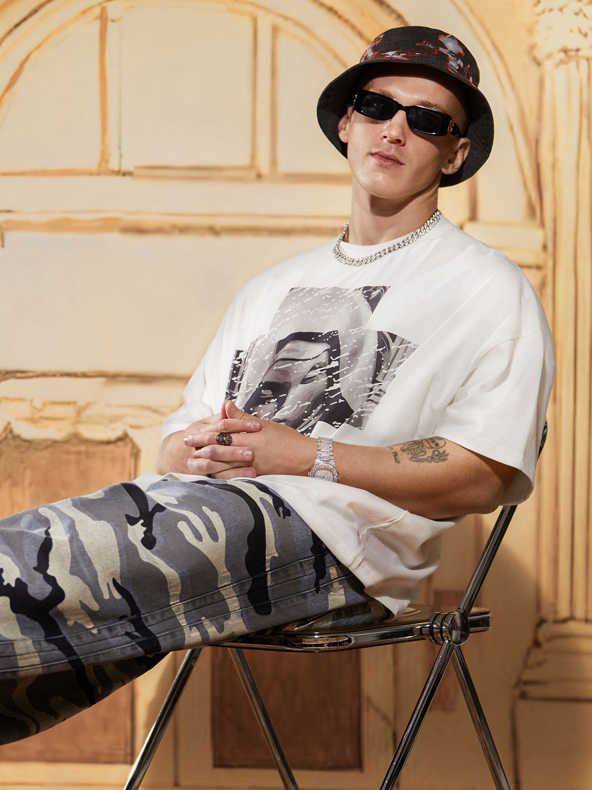 Cross And Portrait Denim Bucket Hat 