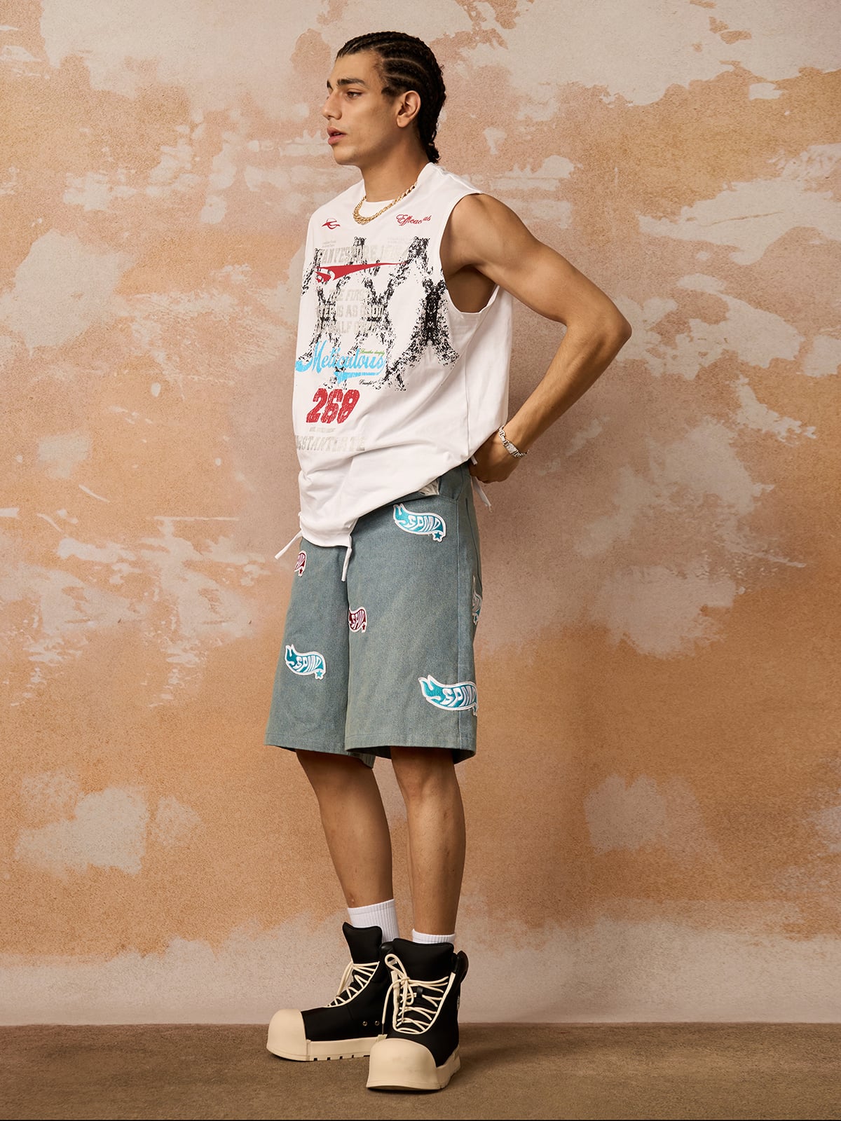 Retro Tattered Print Vest 
