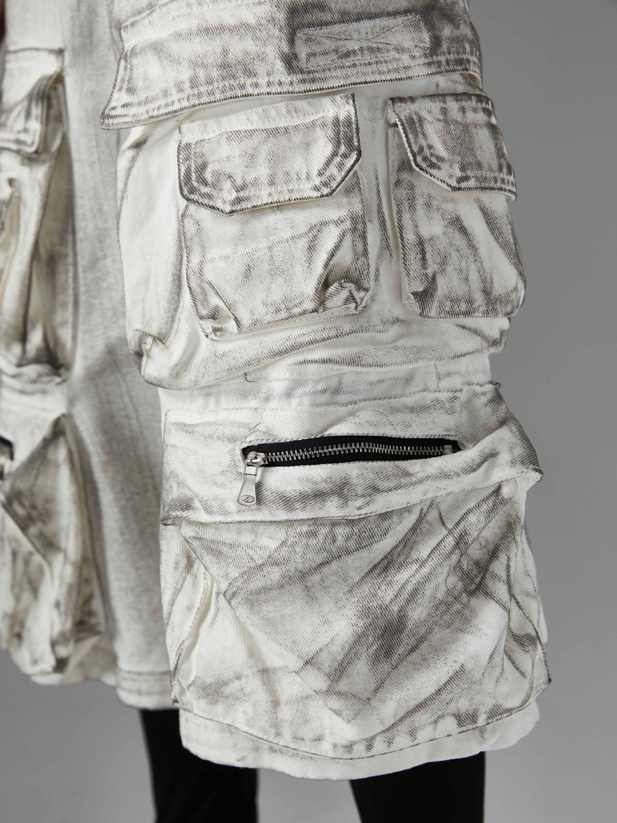 Distressed Multi-Pocket Cargo Shorts 