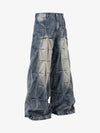 Distressed Washed Pleated Jeans 