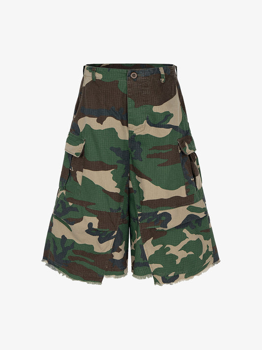 Camouflage Buckle Waist Cropped Cargo Shorts - 2412 